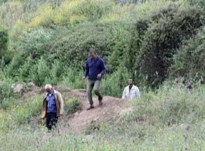 Binlerce Suriyeli Lübnan'a kaçıyor