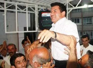 'Bir devrim başardınız, tebrikler'