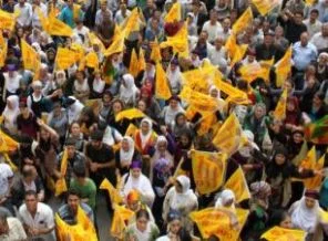 Blok'tan tarihi seçim zaferi!