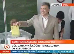 Cumhurbaşkanı Gül oyunu kullandı
