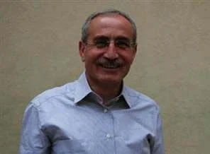 Ömür boyu hapisle yargılanırken milletvekili oldu