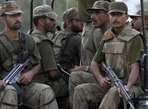 Pakistan'da operasyon 29 ölü