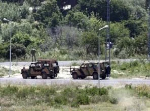 Sınırda silah sesleri