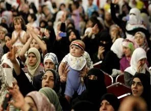 'Tecavüze uğrayan kızlarla evleneceğiz'
