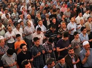 'Tutkular insanı esir almış vaziyette'