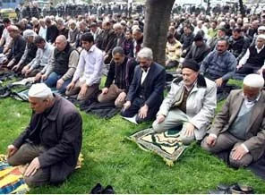 Urfa'da Kürtçe ezan okundu