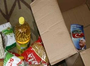 Yardım paketinden Haberal'ın broşürleri çıktı