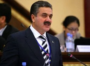AK Partide genel sekreter İpek oldu