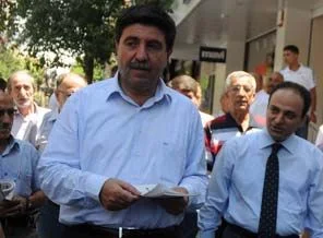 Altan Tan: Yeni anayasanın yolu da kapanabilir