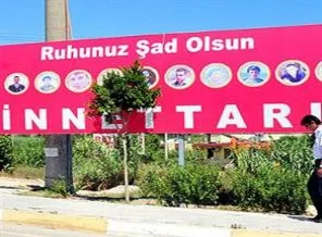 Antalya'da 13 şehitin bilboard krizi