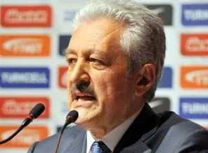 Aydınlar: 5-6 takım küme düşebilir!