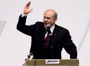 Bahçeli Twitter'dan gençlere seslendi