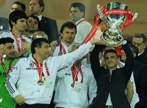 Beşiktaş kupayı iade ediyor