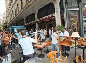 Beyoğlu'nda zabıta-müşteri kavgası