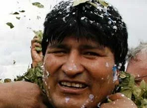 Bolivya'da devrim ama askeri değil