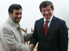 Davutoğlu-Ahmedinejad görüşmesi