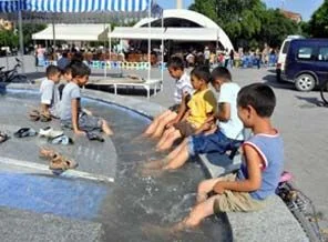 Dünya sıcaktan kavruluyor!