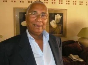 Kaddafi ailesinin kara kutusu el-Huni konuştu
