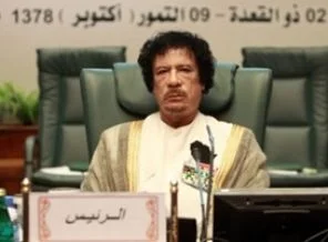 Kaddafi radyodan halkı azarladı