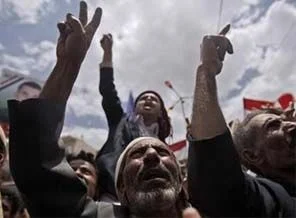 Katar, Şam büyükelçiliğini kapattı