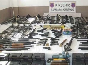 Kırşehir ve Ankara'da silah operasyonu