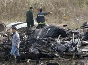 Kongo'da 112 yolcu taşıyan uçak düştü