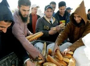 Libyalılar, gıda sıkıntısı çekiyor