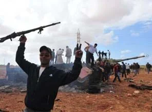 Libyalılar, HRW'nin suçlamalarını reddetti!