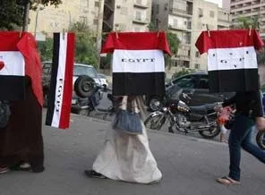 Muhalifler Tahrir'i terketmiyor