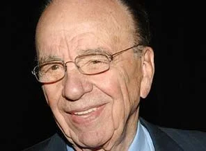 Murdoch kriz yönetimi için Londra'ya geliyor