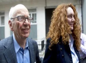 Murdoch'un manevi kızı gözaltına alındı