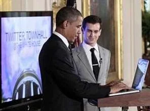 Obama'dan Twitter'da bir ilk!