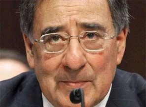 Panetta Talabani ve Maliki ile görüştü