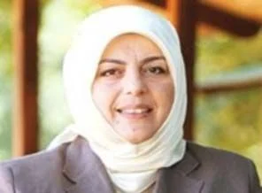 Rasulullah, dört uzun çizgi çekerek sordu...
