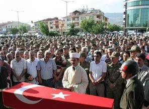 Şehid cenazesinde gözyaşları sel oldu