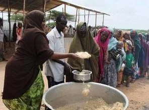 Somali'ye ilk yardımlar ulaştı!