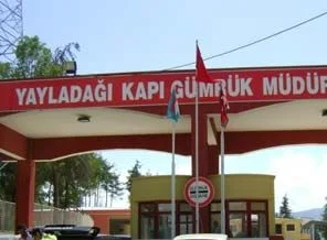 Suriye'deki karşıklıklar gümrükleri de etliledi
