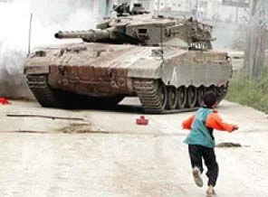 Taş atan Filistinli çocuğa af yok!
