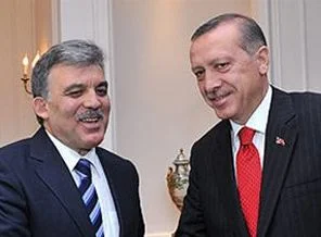 Yeni kabine köşke sunuluyor