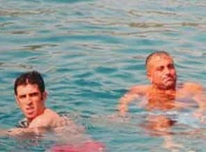 Yeni Vekil Şükür'ü fotoğrafla vurdular
