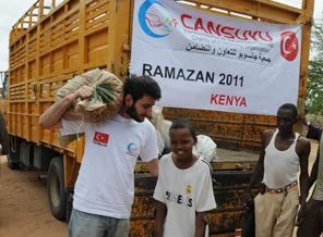 Abdullah, Kenya'daki yetimlerden sadece bir tanesi