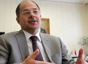 Akdağ: Sezeryanla doğum sorgulanmalı!