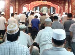 Çin Niujie Camii'nde Kadir Gecesi heyecanı
