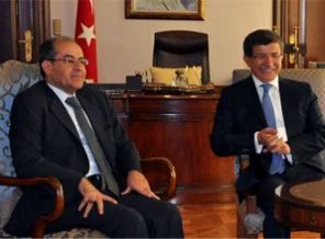 Davutoğlu, Cibril ile görüştü