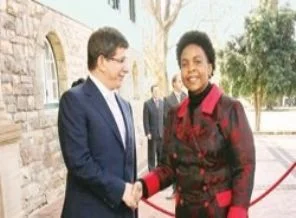 Davutoğlu: Suriye sözünü tutsun