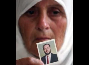 El Cezire muhabiri askeri mahkemeye çıkarıldı