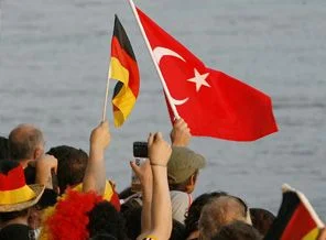 En az genç Almanya'da, en çok genç Türkiye'de