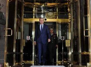 Erdoğan, Genelkurmay Karargahı'ndan ayrıldı
