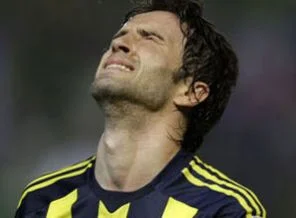 FB'li futbolcu isyan etti