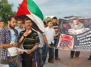 Gazze'ye selam Hareketi'nden fanta protestosu